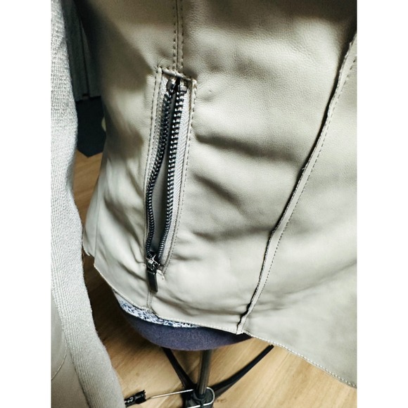 bar iii Womens Beige Suede Leather Look Drape Collar Moto Jacket Medium - Picture 4 of 6